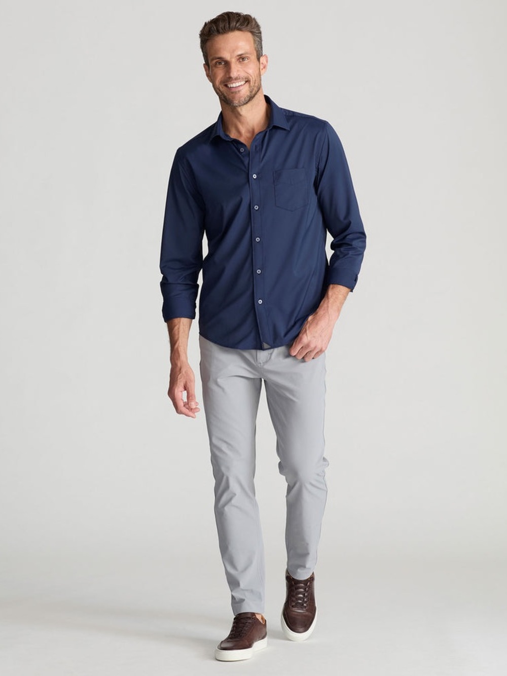 Untuckit Saturday Tech Pants  Slim Taper Fit Size 35x30